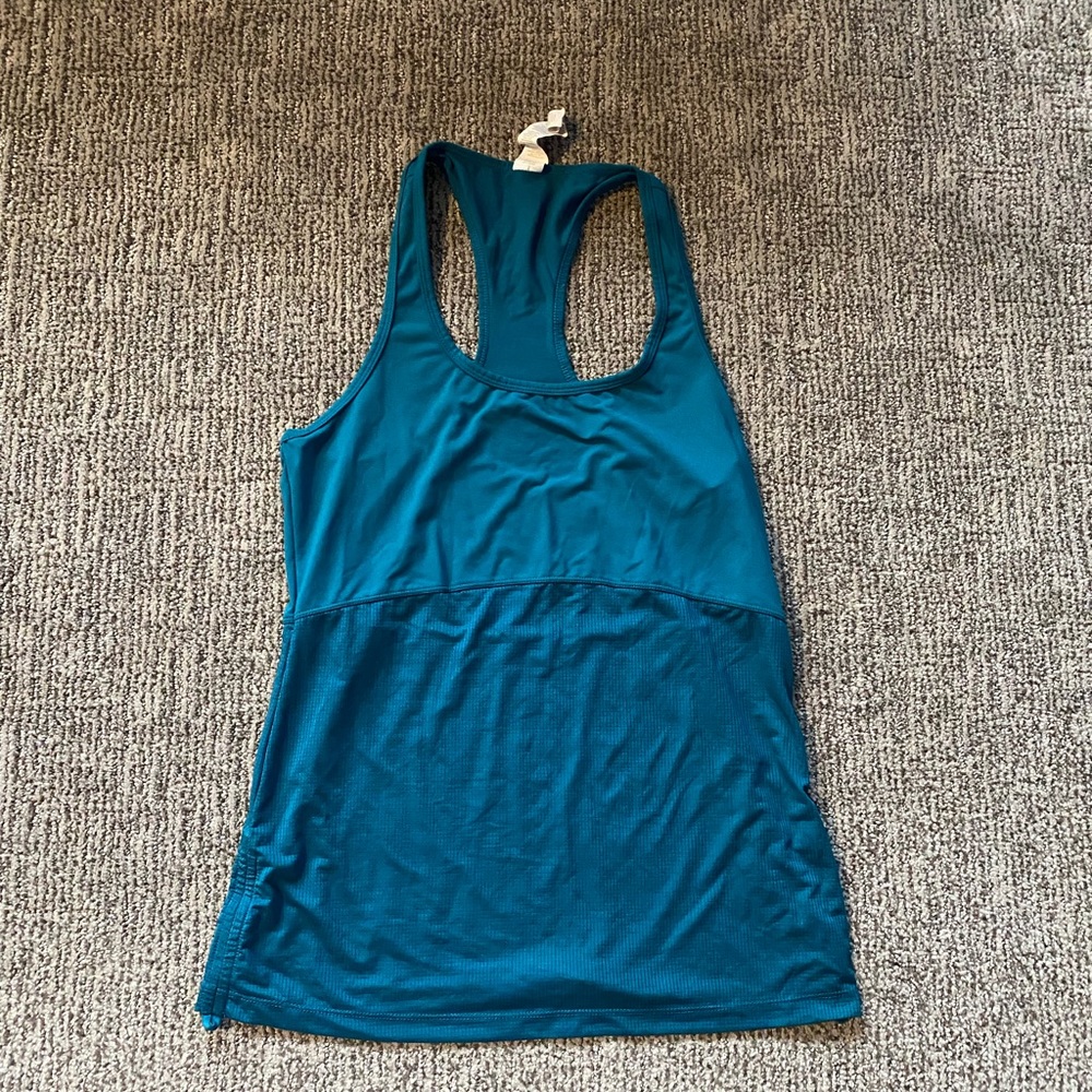 Fabletics workout tank